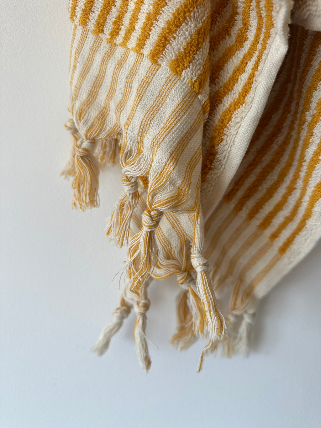 Sauna Seat Towel – 100% Organic Turkish Cotton, Yellow & White Stripe – Amber